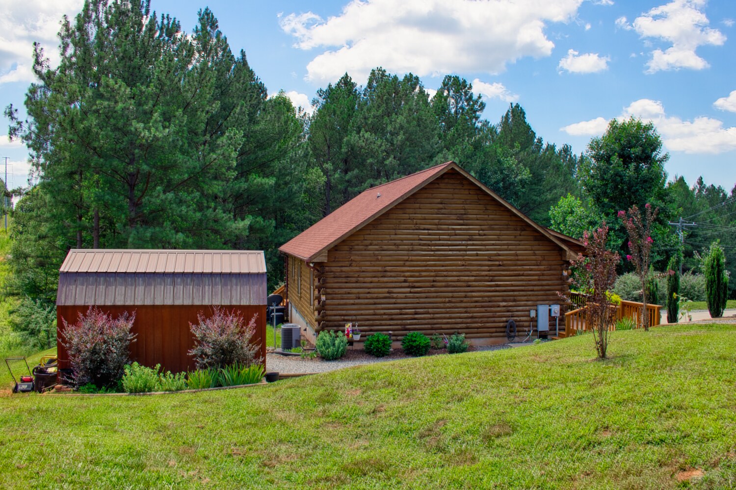 MLS #4410441 | 1.76 acres | Cabin in gated Hearthstone Ridge