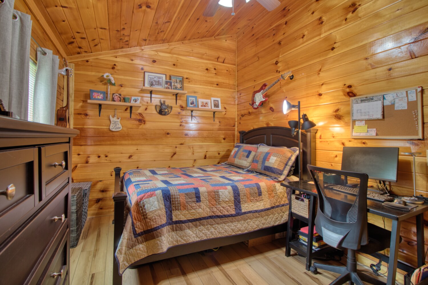 MLS #4410441 | 1.76 acres | Cabin in gated Hearthstone Ridge