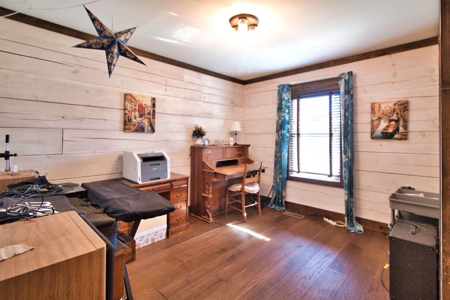 MLS # 4319903 | 2.55 acres | New log cabin w/barn in gated Hearthstone Ridge